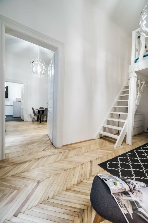 Bpr Colorlib Art Appartement Boedapest